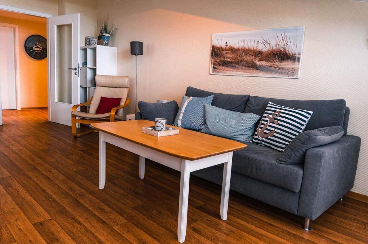 Mit Meerblick Und Balkon, Gratis Nutzung Vom Ahoi Erlebnisbad Und Sauna In Sellin - Meeresblick Fewo 29 غورين المظهر الخارجي الصورة